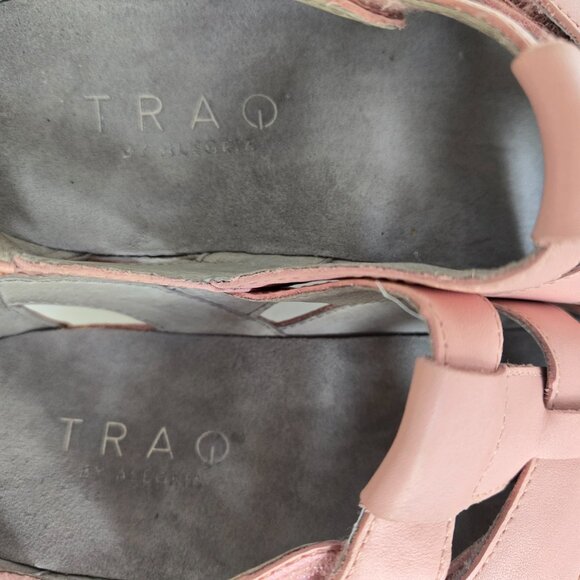 PRICE DROP!! Women's shoes TRAQ by ALEGRIA - Picture 6 of 7